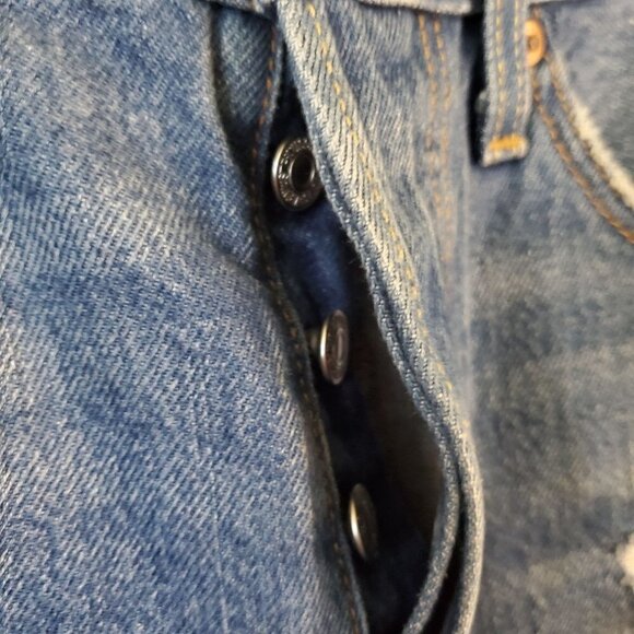 Levi's 501 Distressed Button Fly Cut Off Denim Shorts Size 27 - Picture 4 of 8